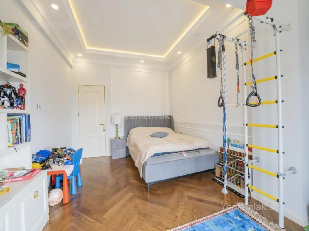 Satılır 3 otaqlı yeni tikili 166 m²