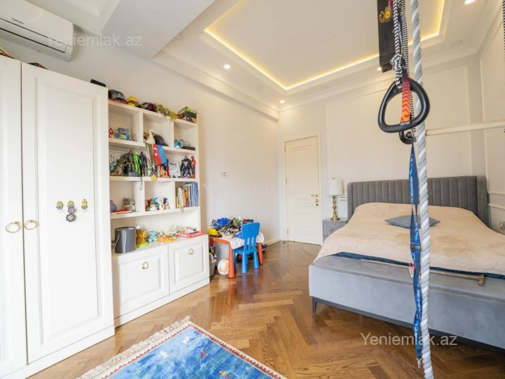 Satılır 3 otaqlı yeni tikili 166 m²