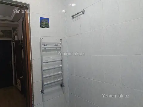 Satılır 3 otaqlı yeni tikili 130 m²