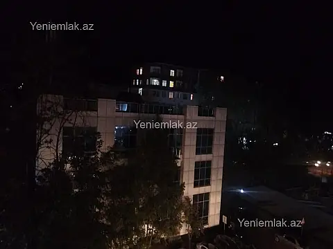 Satılır 3 otaqlı yeni tikili 130 m²