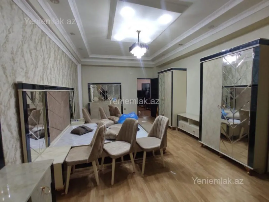 Satılır 3 otaqlı yeni tikili 130 m²
