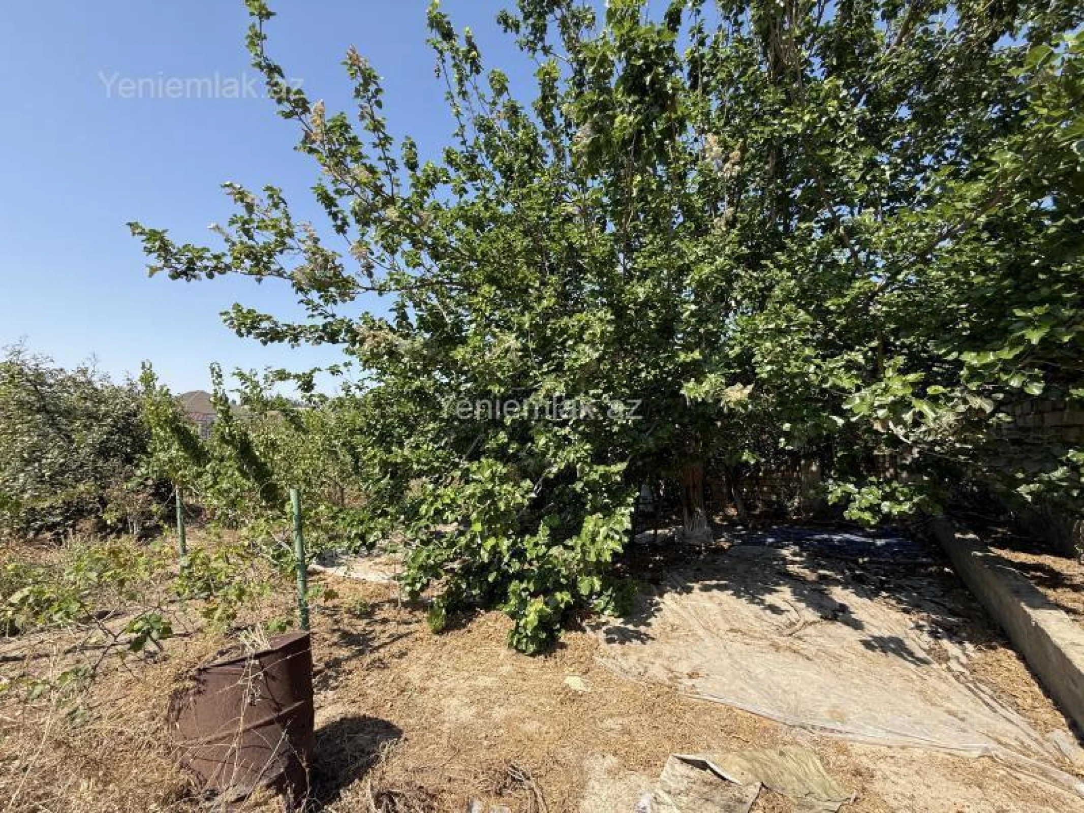 Satılır 5 otaqlı həyət evi 240 m²