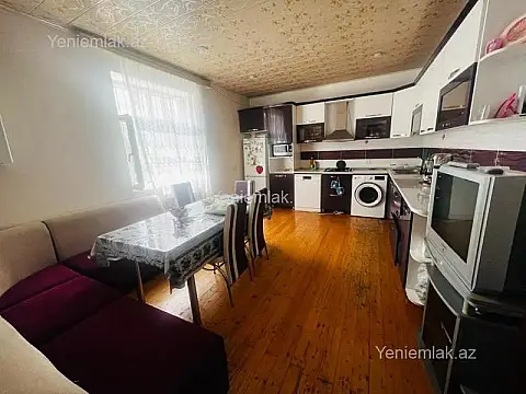 Satılır 6 otaqlı həyət evi 280 m²