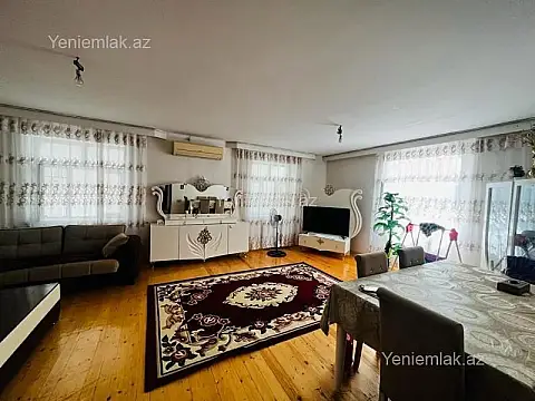 Satılır 6 otaqlı həyət evi 280 m²