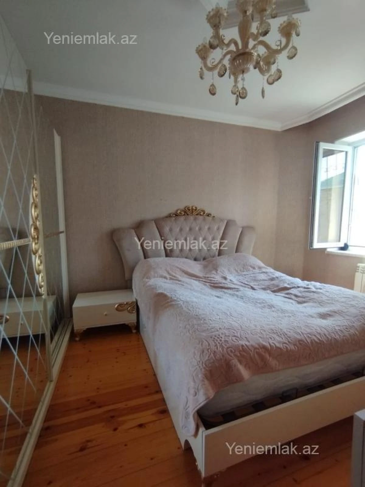 Satılır 5 otaqlı həyət evi 210 m²