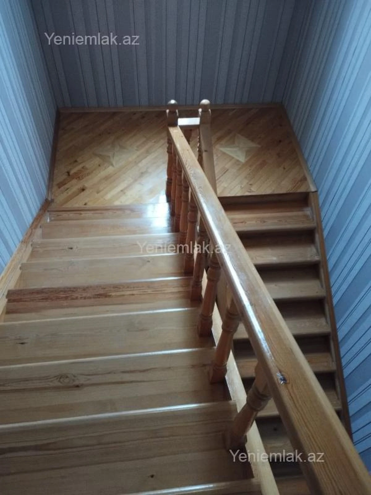 Satılır 5 otaqlı həyət evi 210 m²