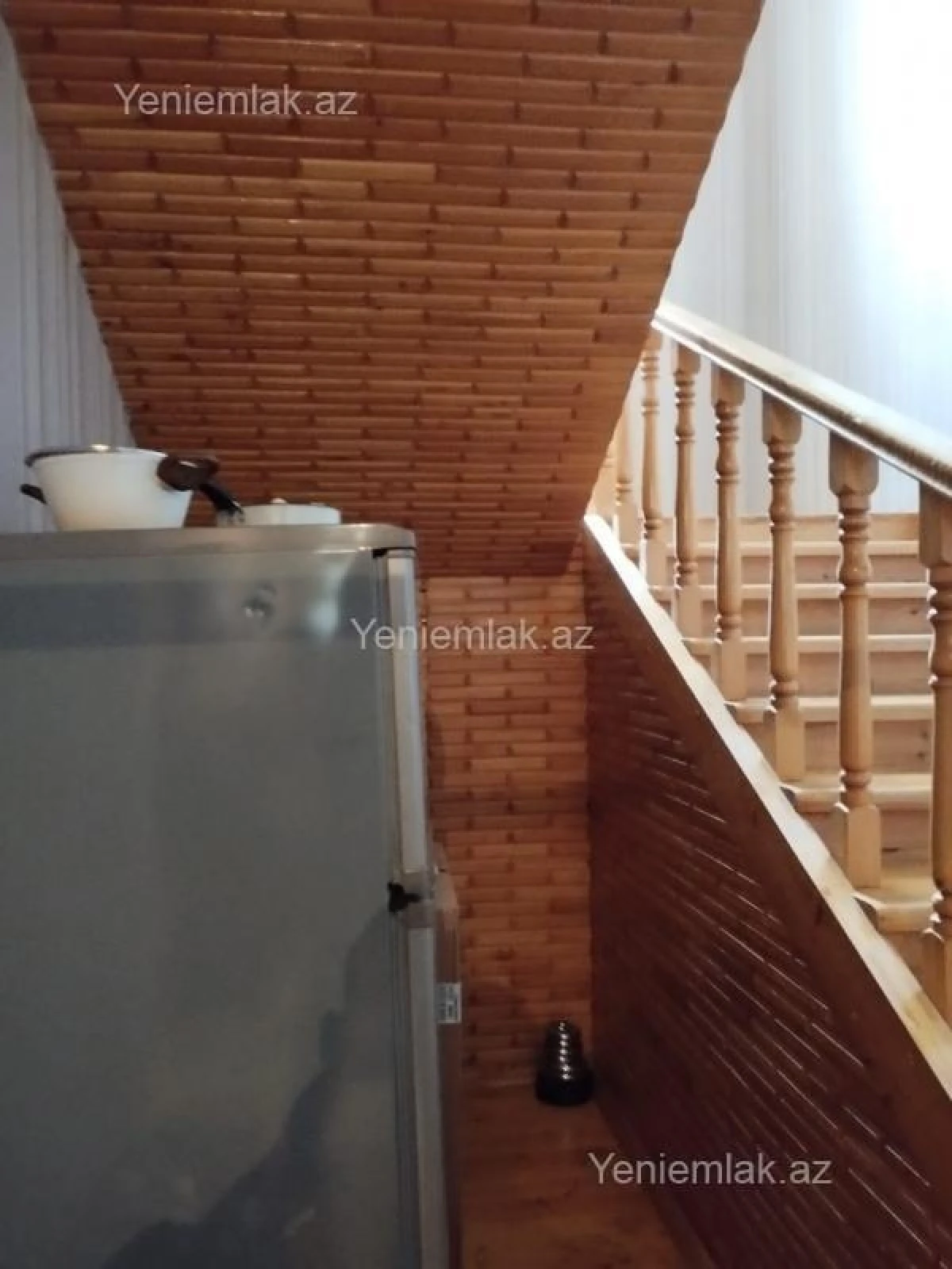 Satılır 5 otaqlı həyət evi 210 m²