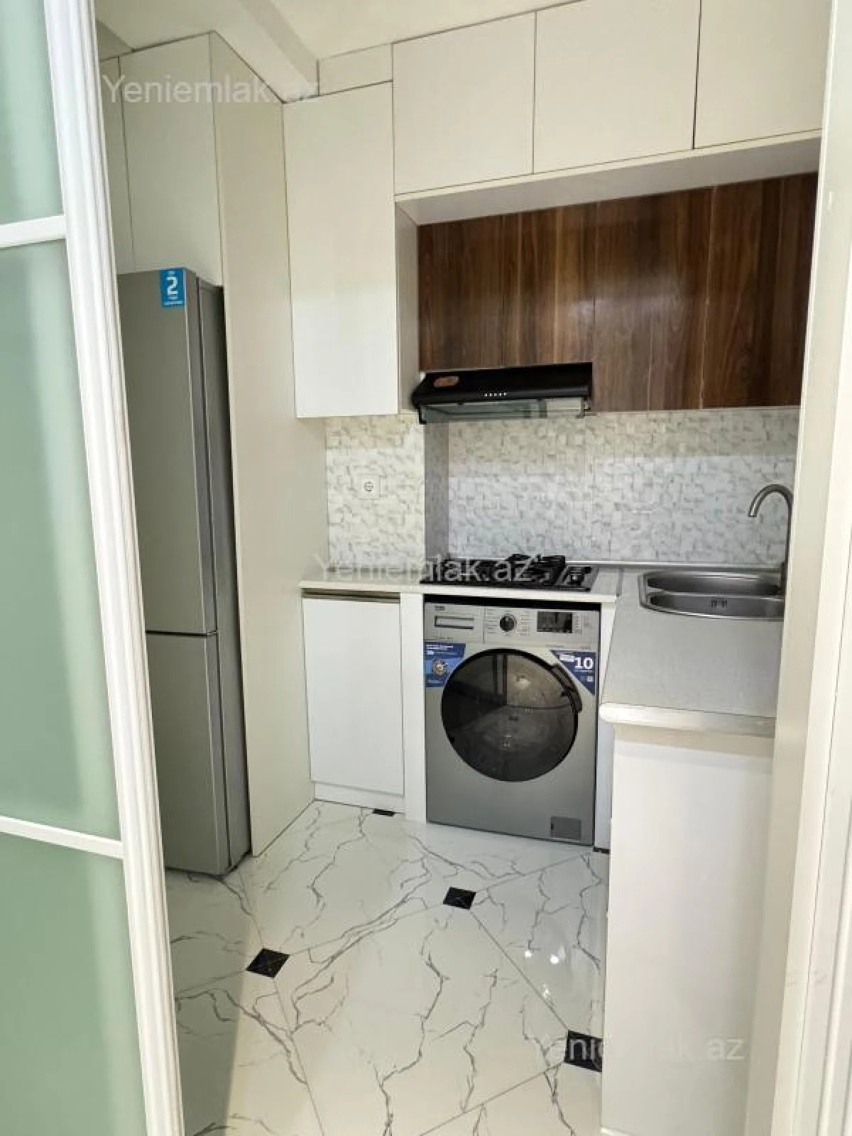 Satılır 2 otaqlı yeni tikili 55 m²