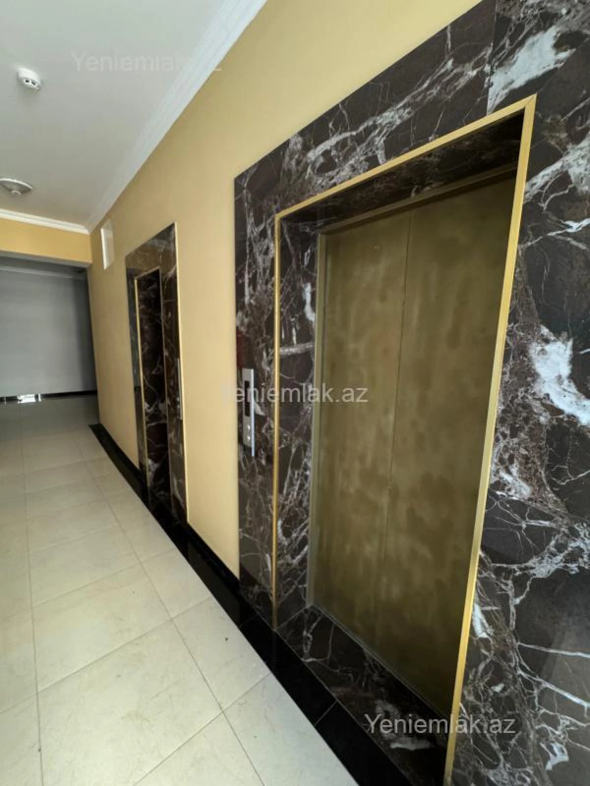 Satılır 2 otaqlı yeni tikili 55 m²