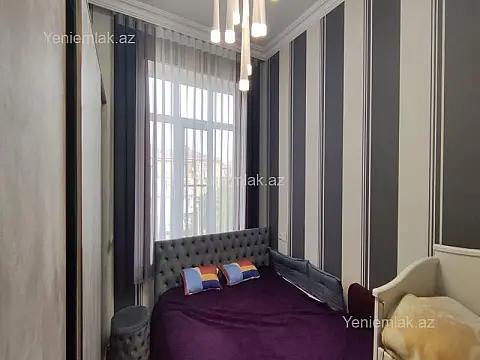 Satılır 2 otaqlı köhnə tikili 62 m²