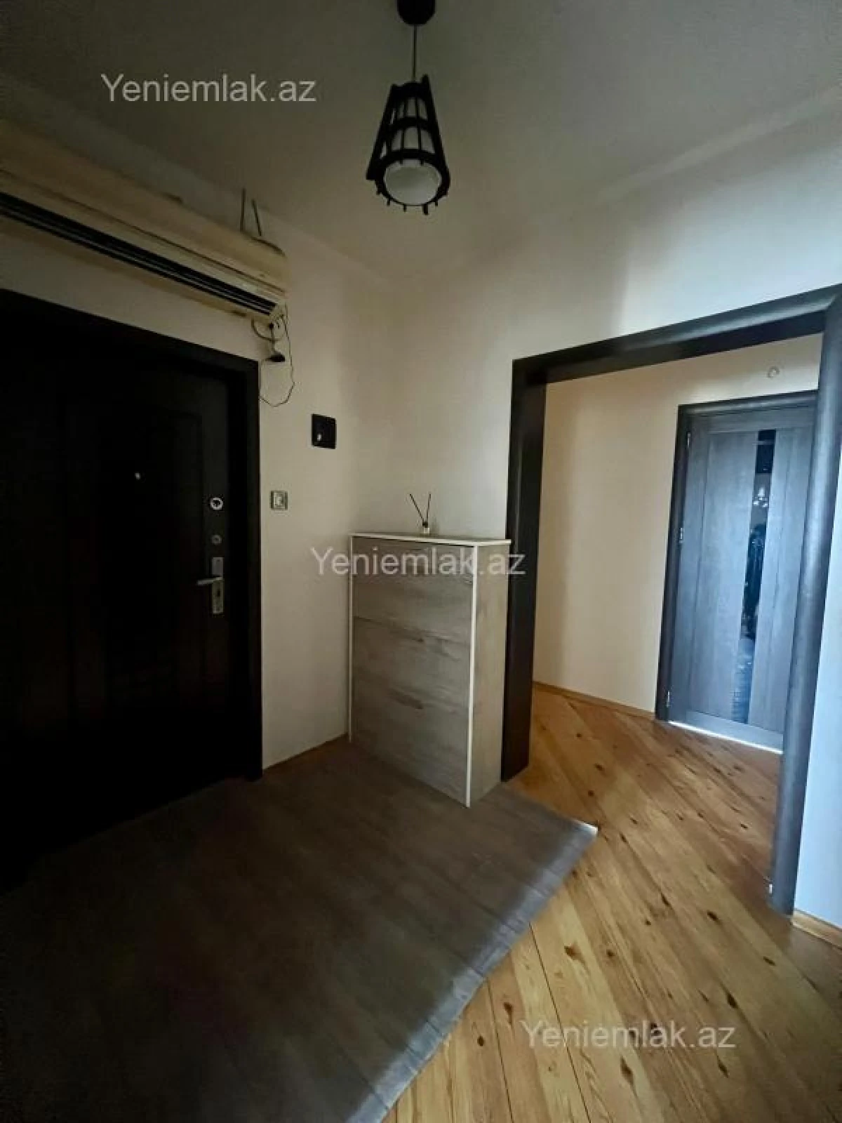 Satılır 3 otaqlı köhnə tikili 73 m²