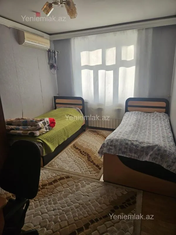 Satılır 3 otaqlı köhnə tikili 75 m²