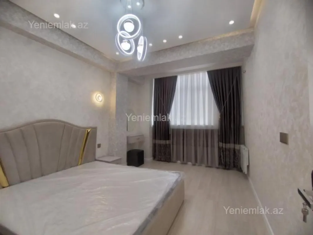 Satılır 2 otaqlı yeni tikili 60 m²