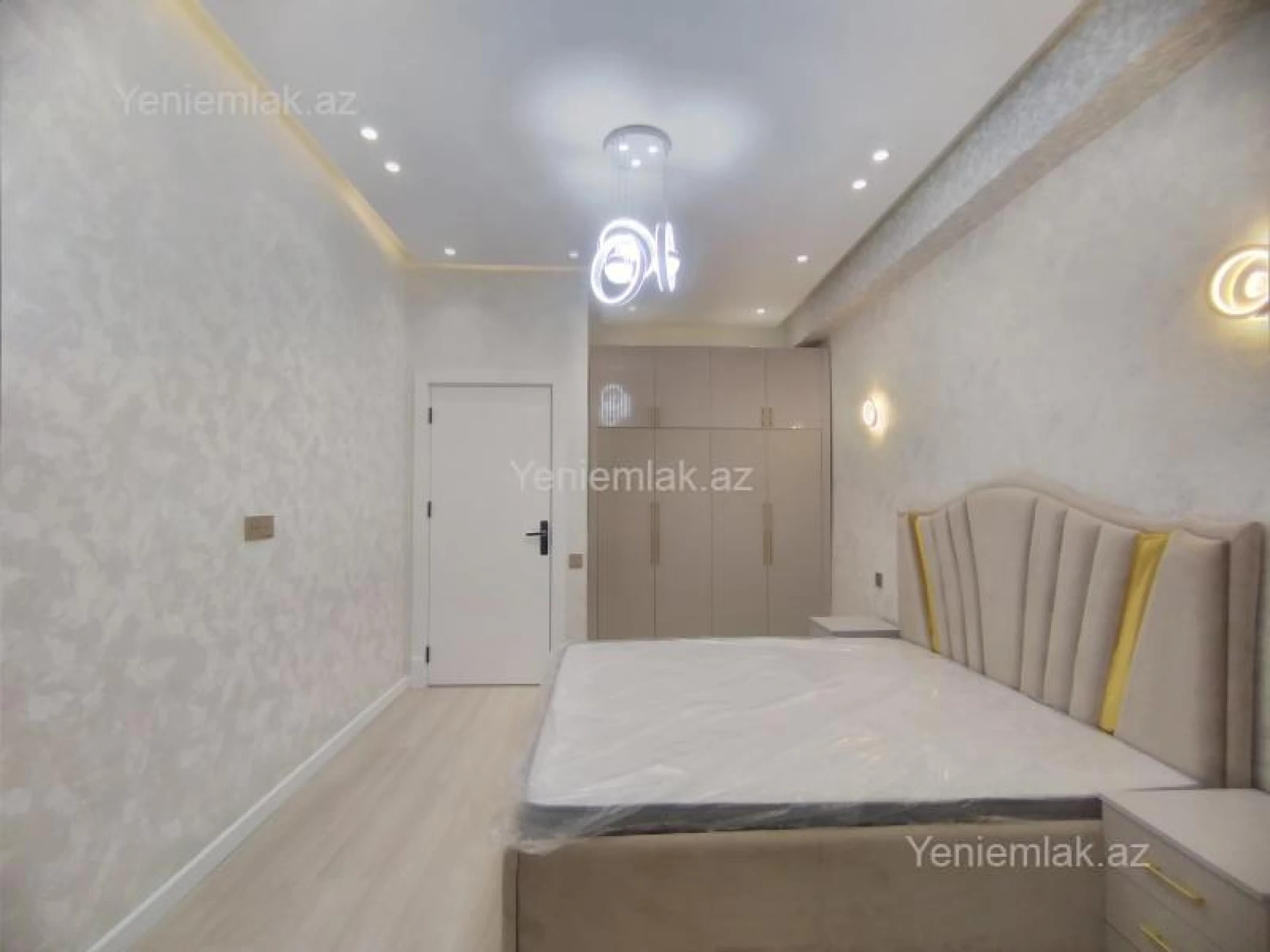 Satılır 2 otaqlı yeni tikili 60 m²