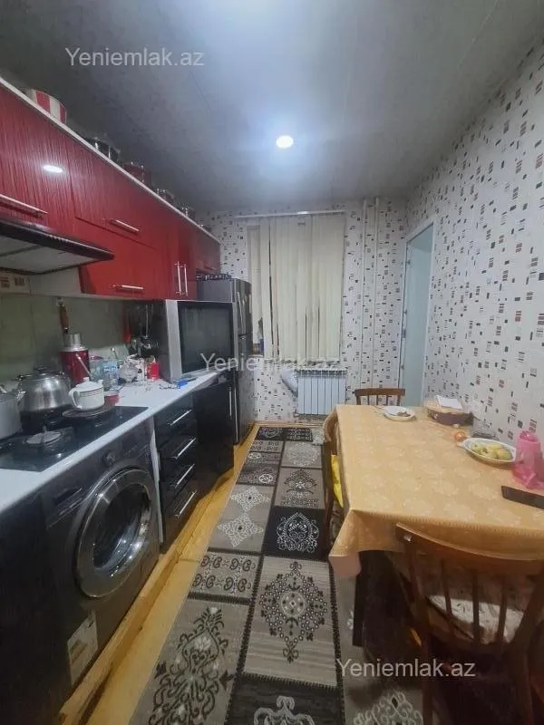 Satılır 3 otaqlı köhnə tikili 70 m²
