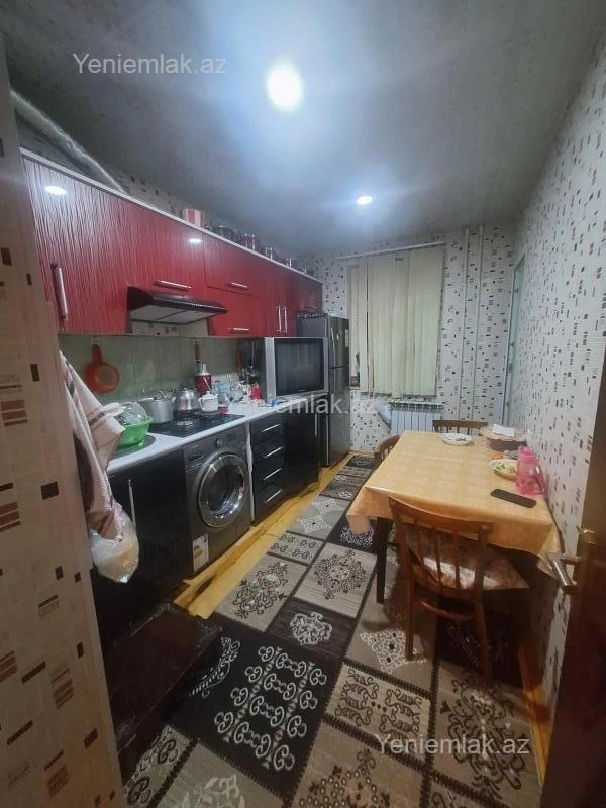 Satılır 3 otaqlı köhnə tikili 70 m²