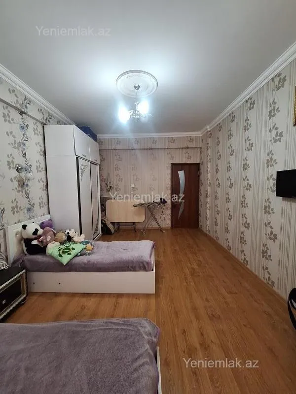 Satılır 3 otaqlı yeni tikili 81 m²