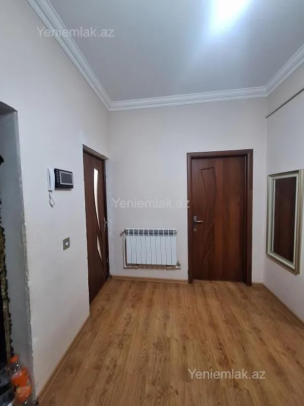 Satılır 3 otaqlı yeni tikili 81 m²