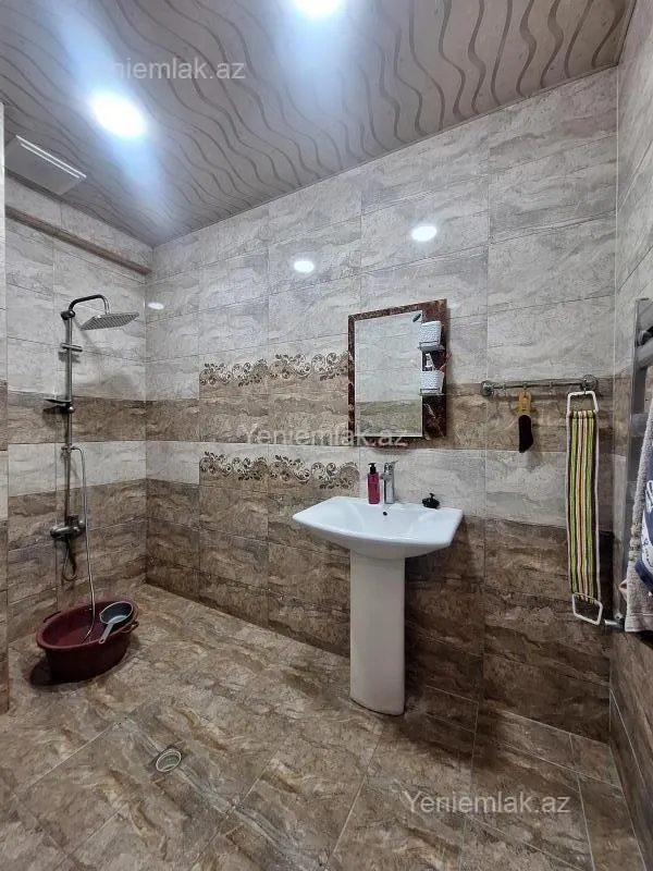 Satılır 3 otaqlı yeni tikili 81 m²