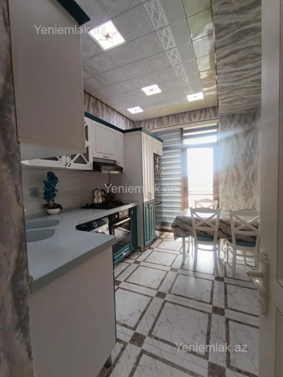 Satılır 3 otaqlı yeni tikili 100 m²