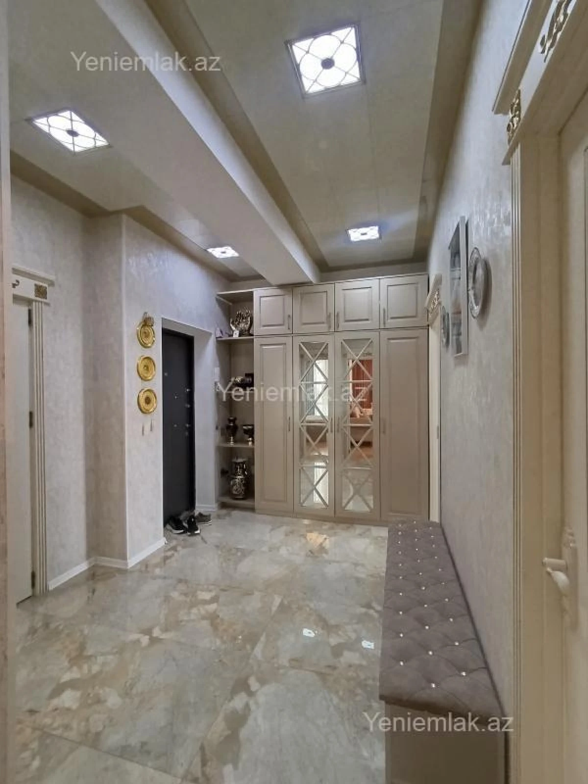 Satılır 3 otaqlı yeni tikili 100 m²