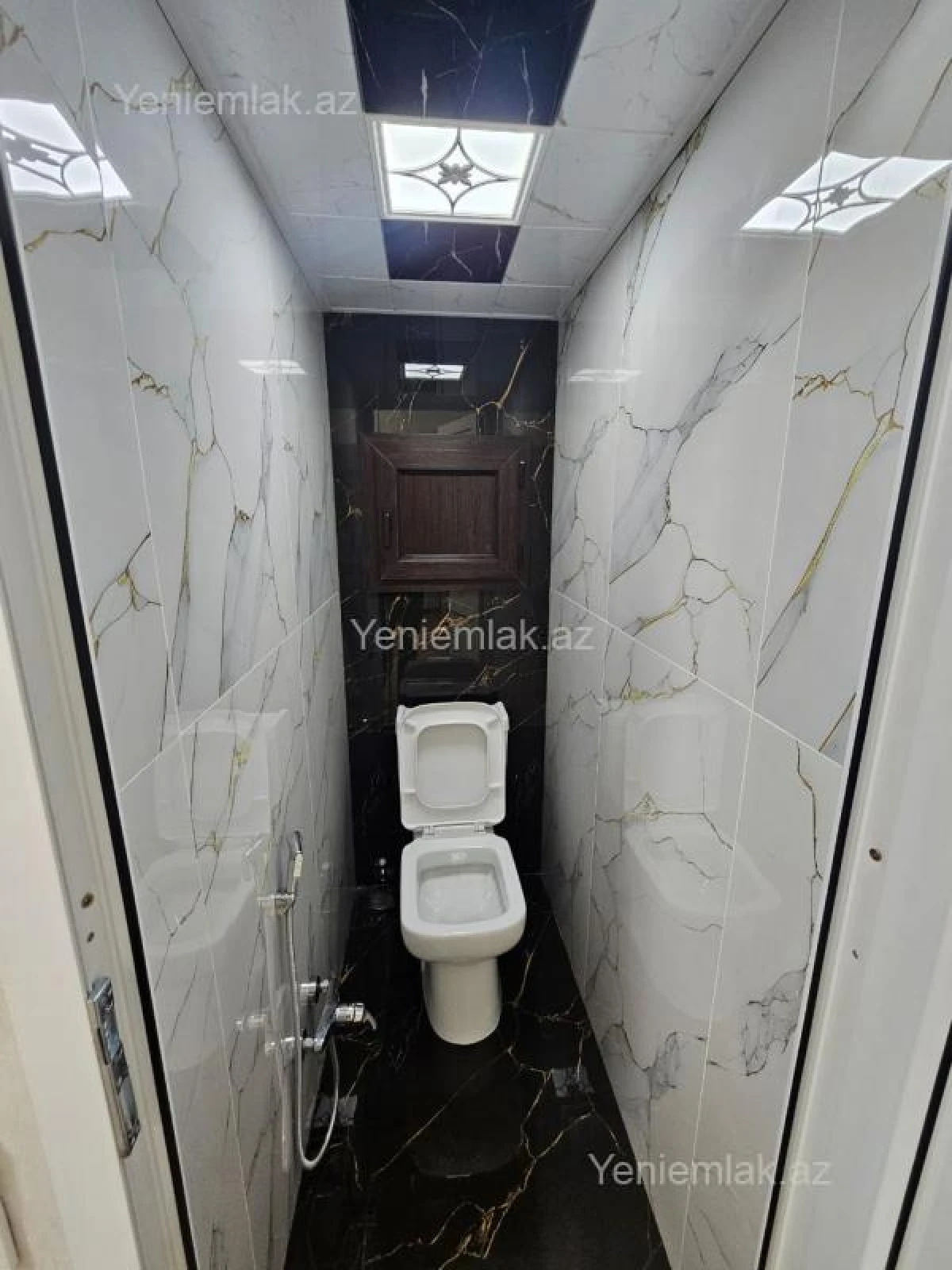Satılır 3 otaqlı köhnə tikili 80 m²