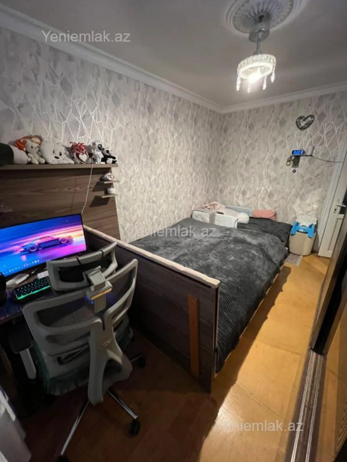 Satılır 3 otaqlı köhnə tikili 80 m²