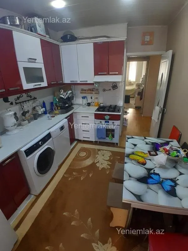 Satılır 3 otaqlı yeni tikili 83 m²