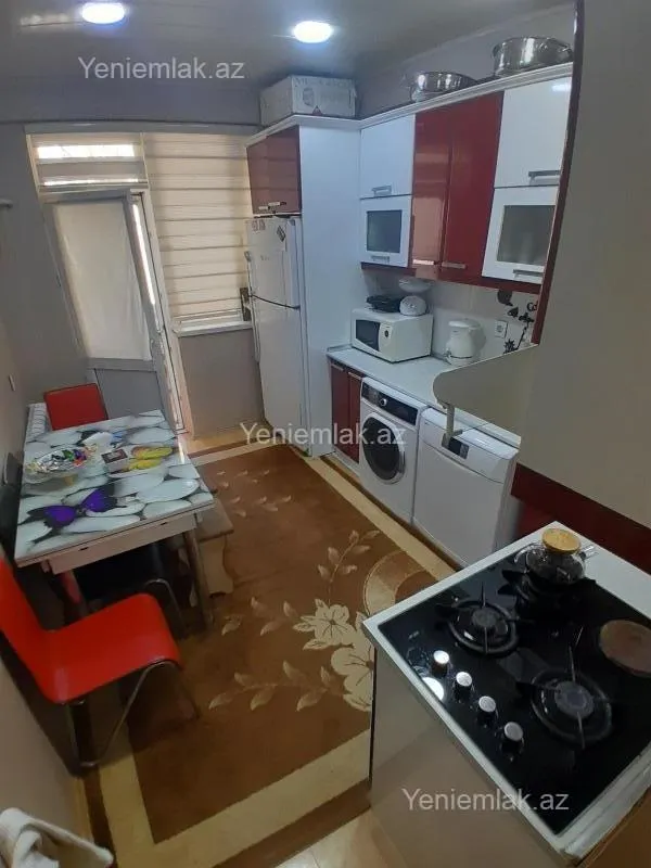 Satılır 3 otaqlı yeni tikili 83 m²