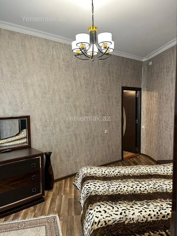 Satılır 3 otaqlı köhnə tikili 75 m²