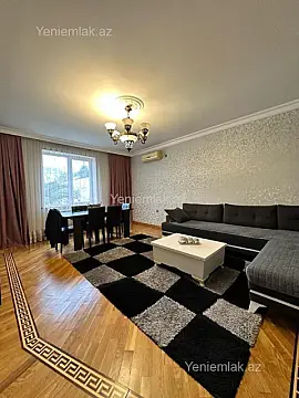 Satılır 7 otaqlı həyət evi 200 m²