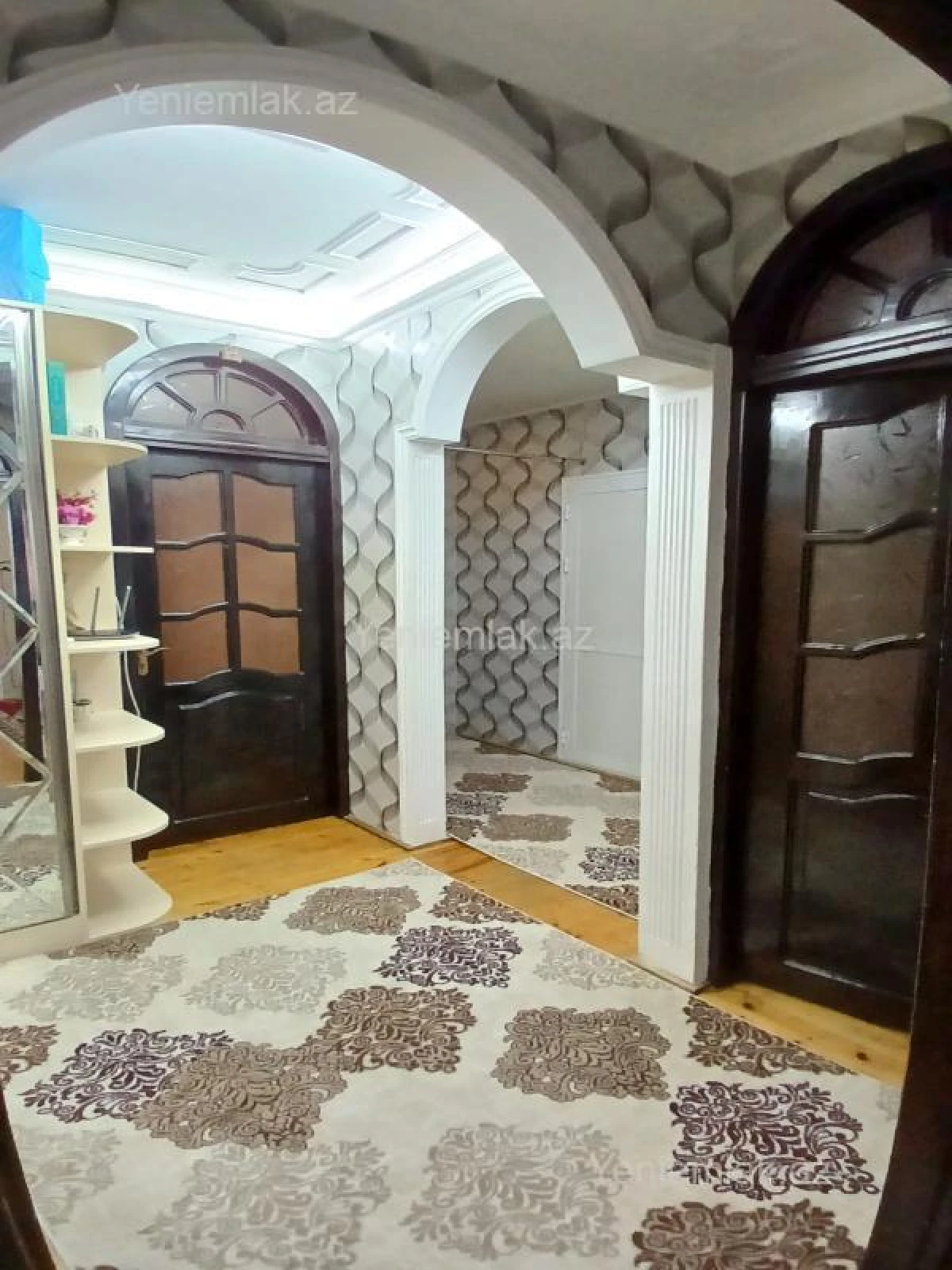 Satılır 3 otaqlı köhnə tikili 80 m²