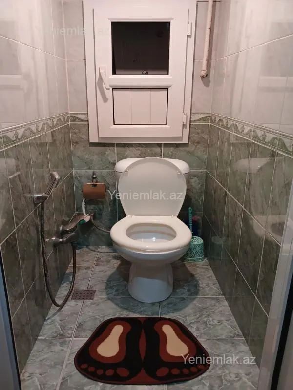 Satılır 3 otaqlı köhnə tikili 80 m²