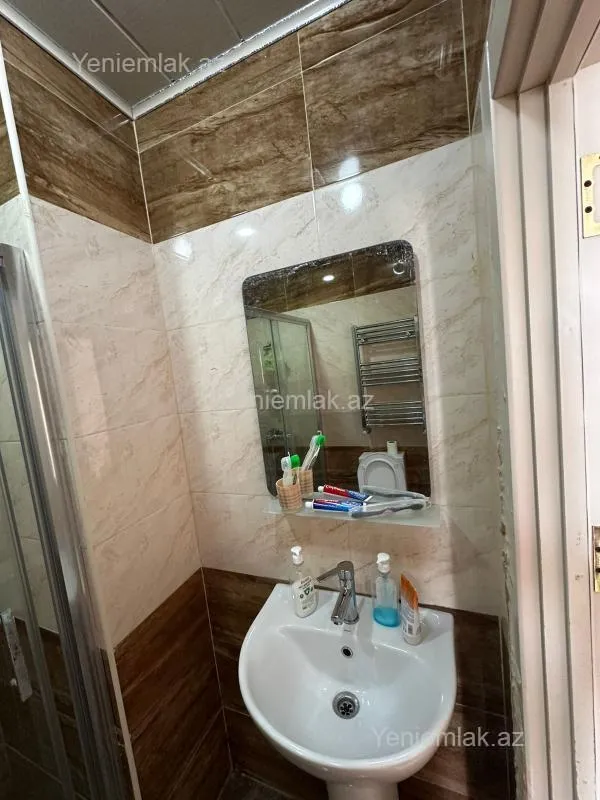 Satılır 3 otaqlı yeni tikili 102 m²