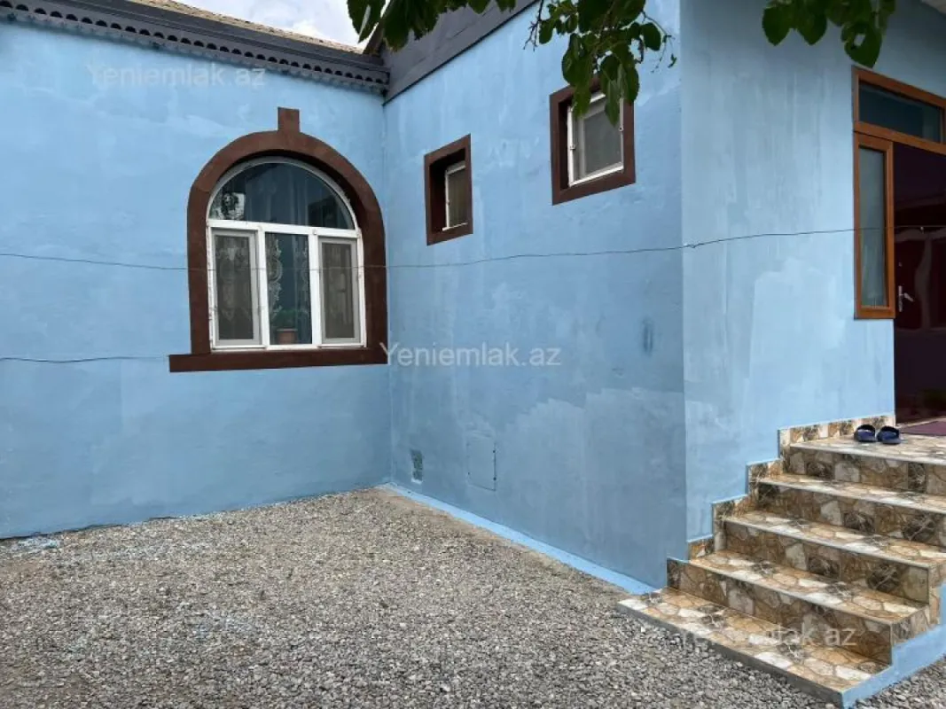 Satılır 4 otaqlı həyət evi 101 m²