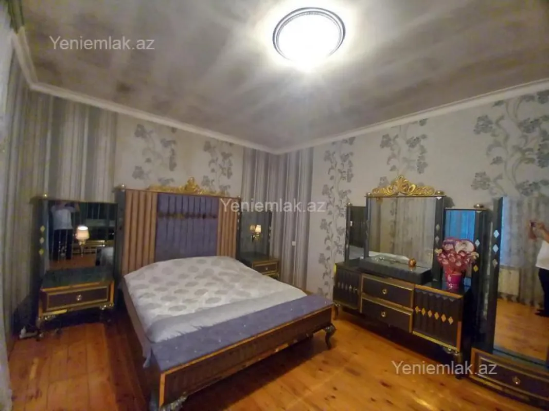 Satılır 4 otaqlı həyət evi 101 m²