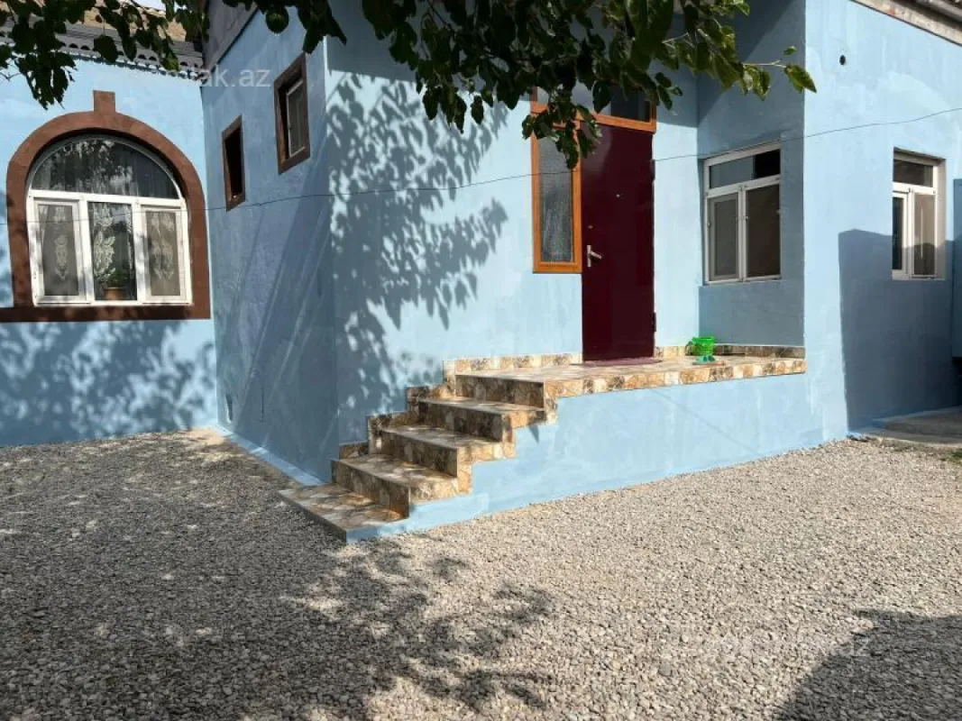 Satılır 4 otaqlı həyət evi 101 m²