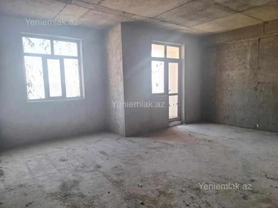 Satılır 3 otaqlı yeni tikili 120 m²