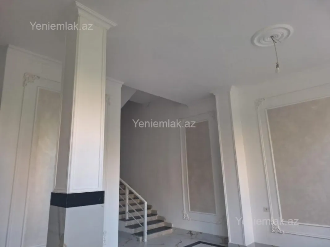 Satılır 3 otaqlı yeni tikili 120 m²
