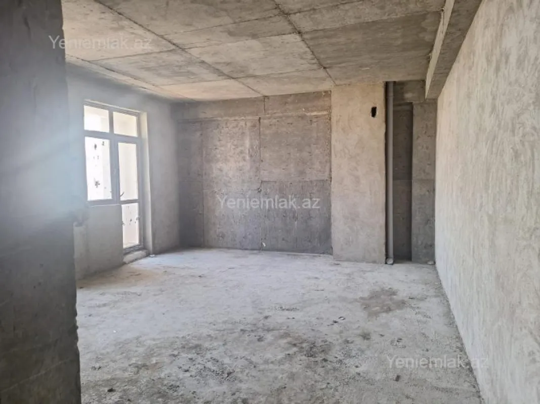 Satılır 3 otaqlı yeni tikili 120 m²