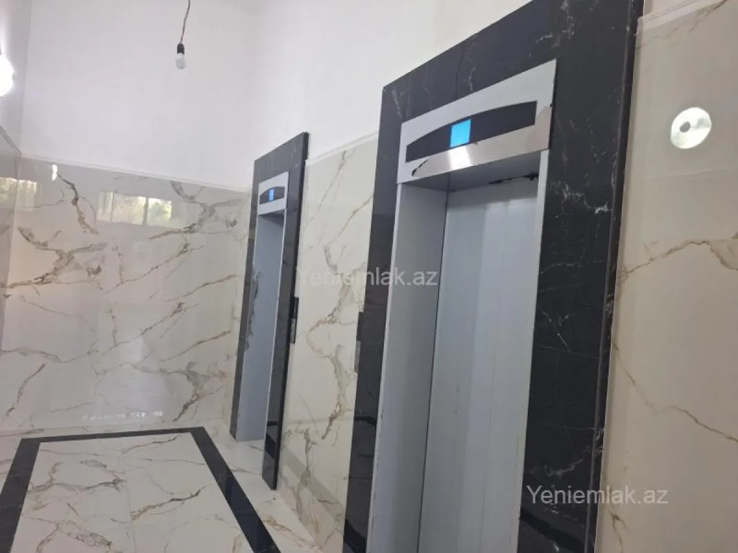 Satılır 3 otaqlı yeni tikili 120 m²