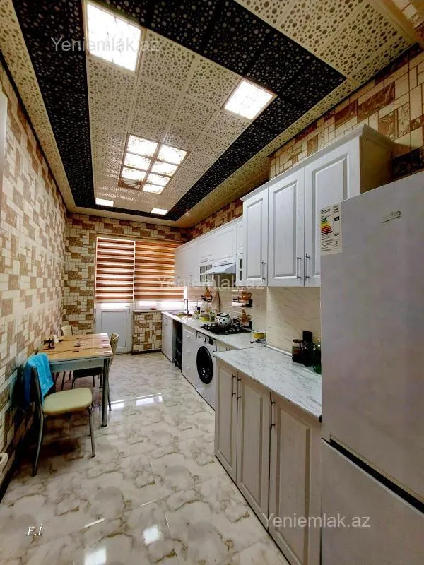 Satılır 2 otaqlı yeni tikili 76 m²