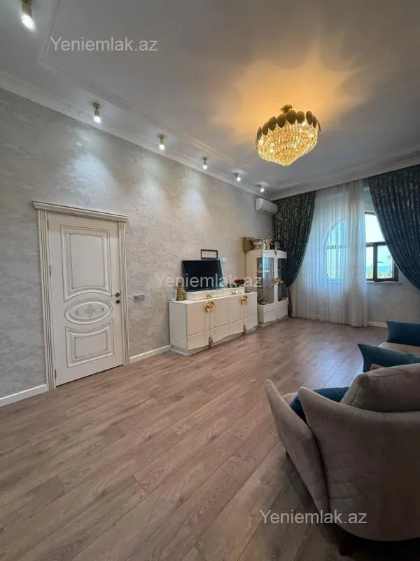 Satılır 3 otaqlı yeni tikili 84 m²