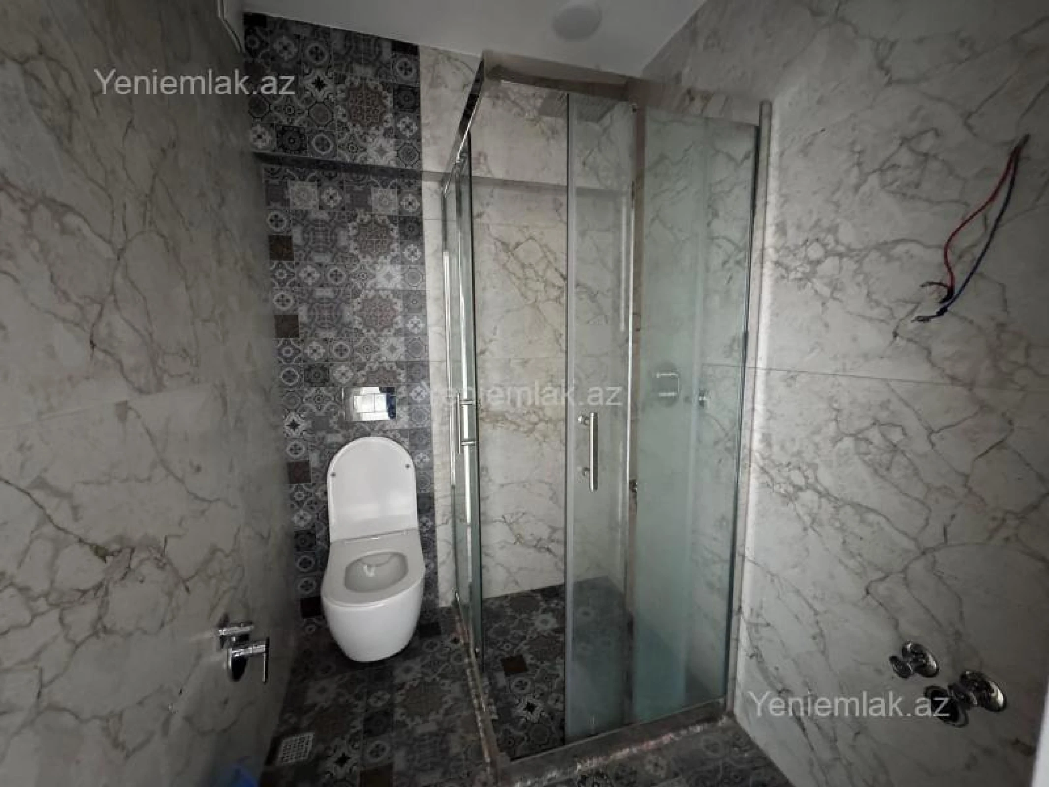 Satılır 2 otaqlı yeni tikili 73.5 m²