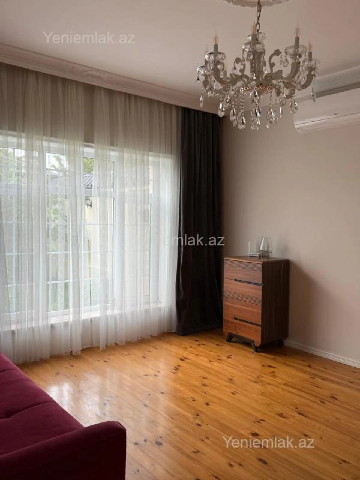 Satılır 4 otaqlı həyət evi 200 m²