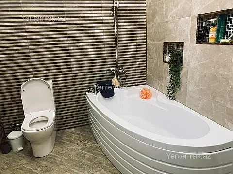 Satılır 4 otaqlı həyət evi 200 m²