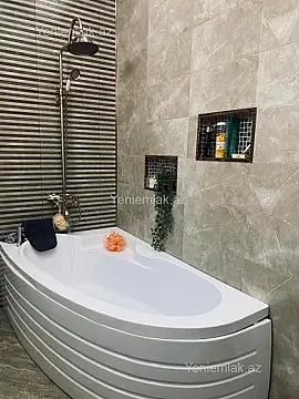 Satılır 4 otaqlı həyət evi 200 m²