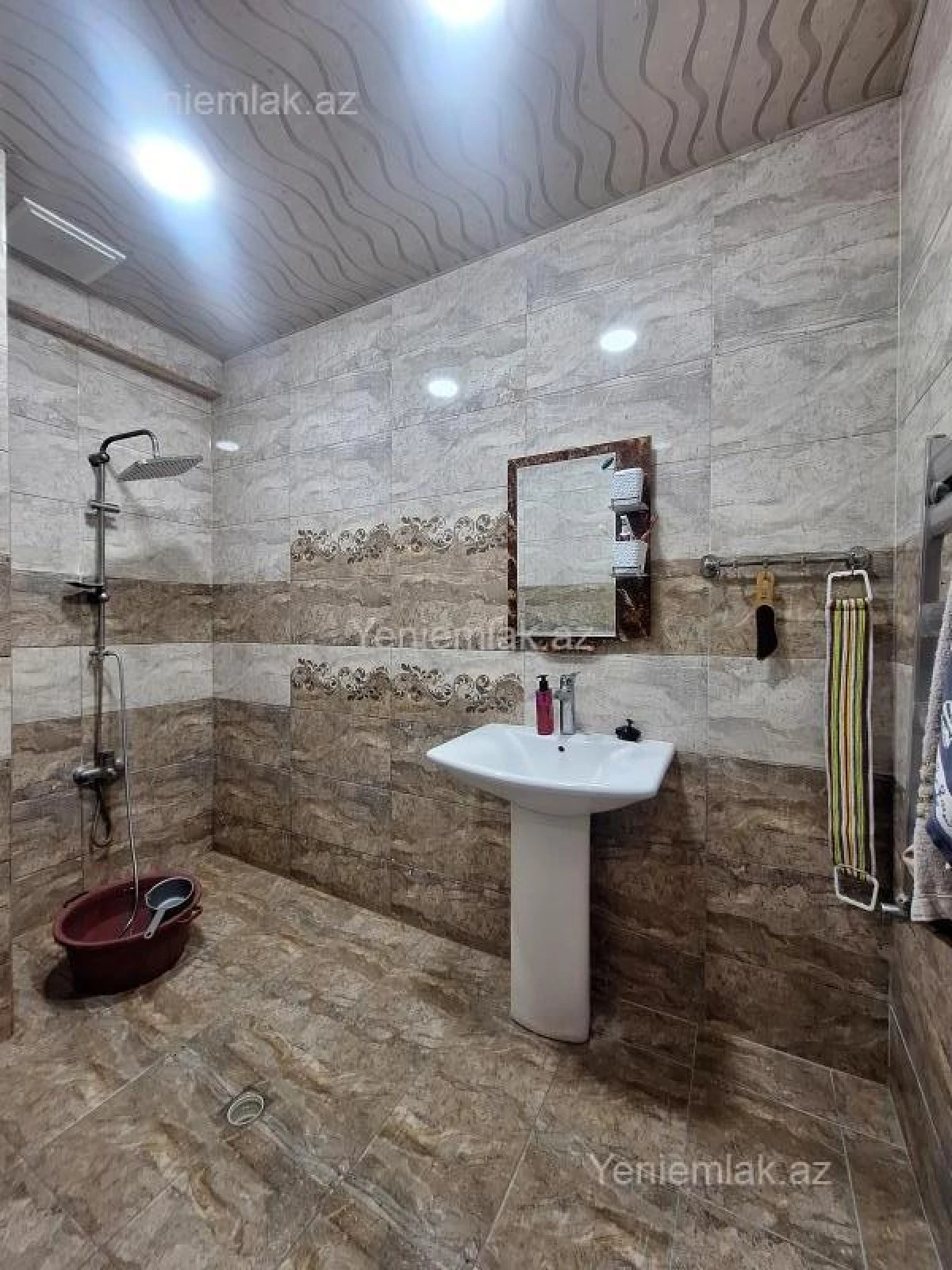 Satılır 3 otaqlı yeni tikili 81 m²