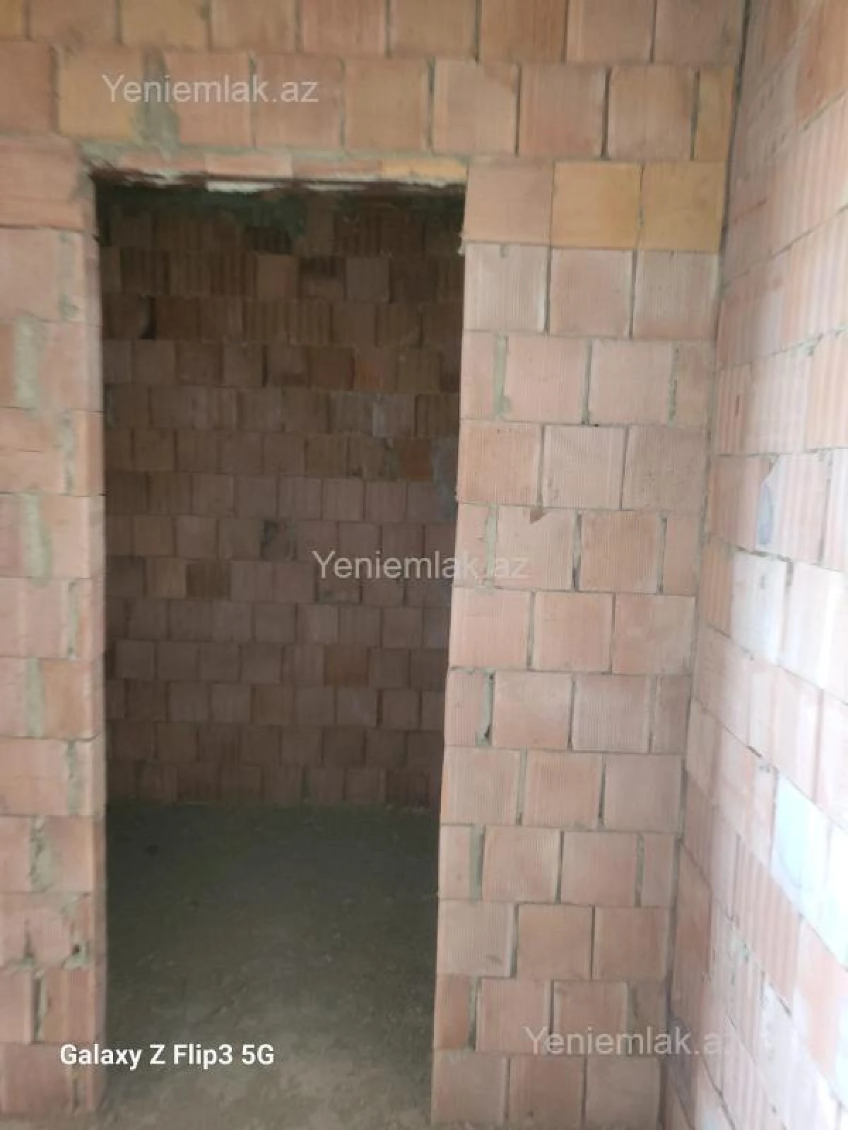 Satılır 3 otaqlı yeni tikili 73 m²