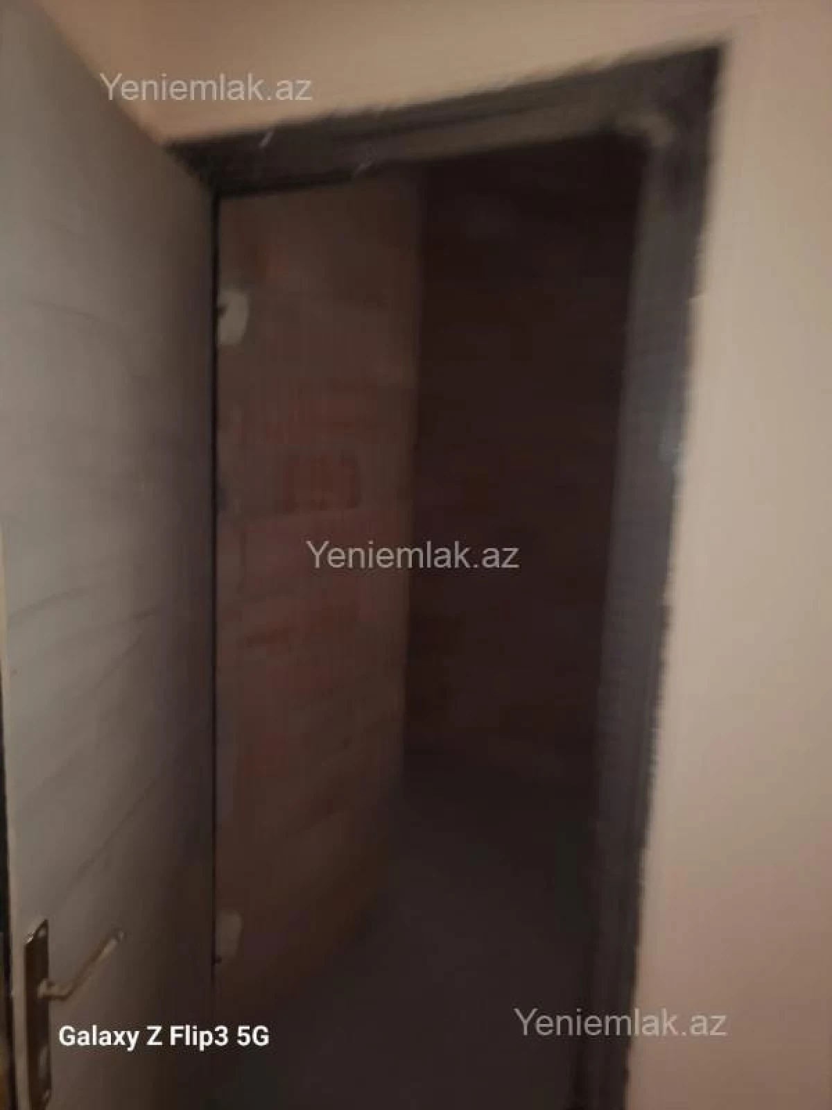 Satılır 3 otaqlı yeni tikili 73 m²